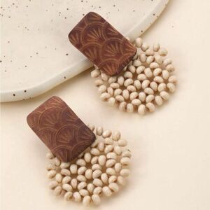 Elegant Brown and Cream Beaded Earrings